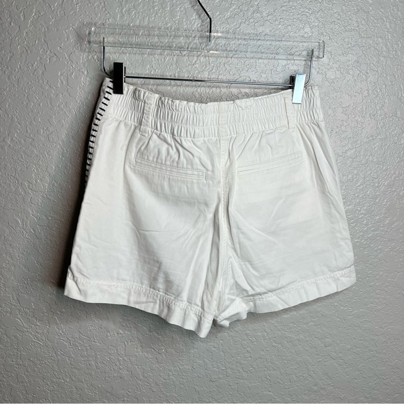 White Loft Tie Waist Shorts W/ Stripe design on the side - Picture 5 of 8